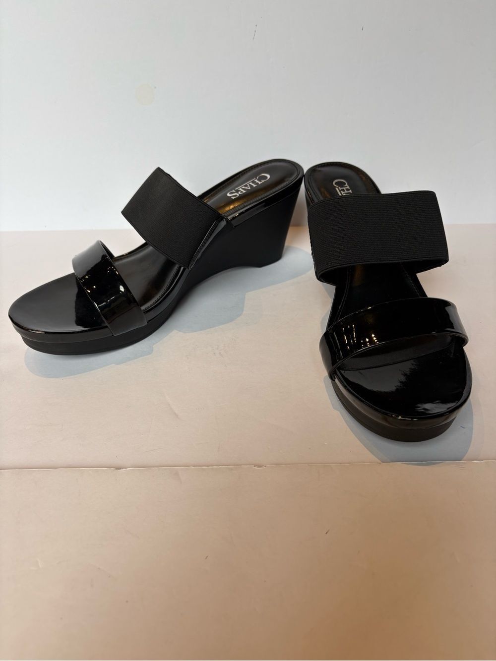 Chaps Women's Black Patent Wedge Slide Sandals Size 10B Look new!